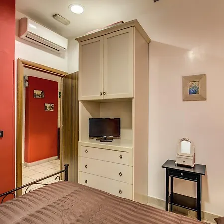 Comfy Close To Coliseum 아파트 로마